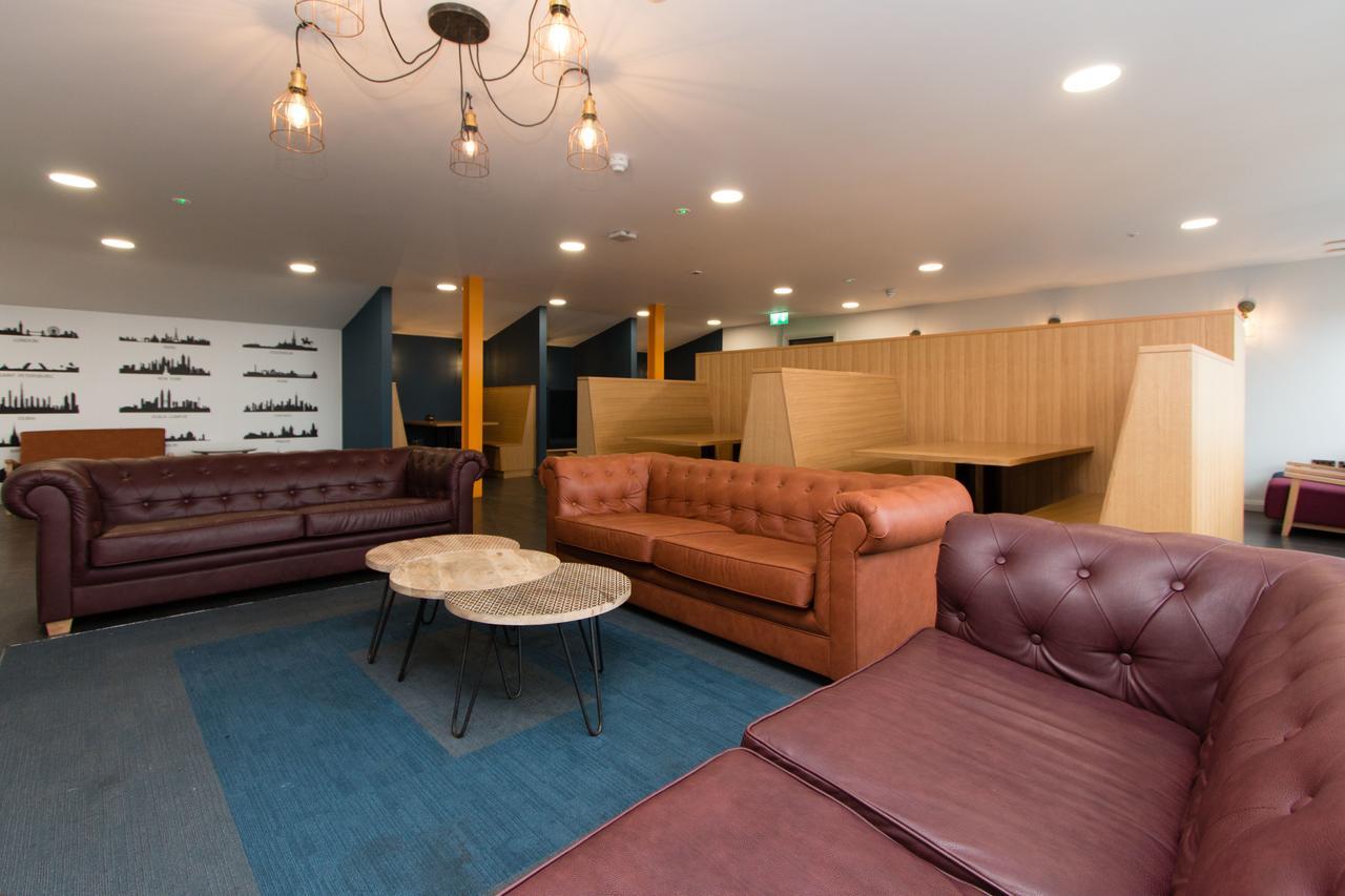 Destiny Student - Kavanagh Court Dublin Dış mekan fotoğraf